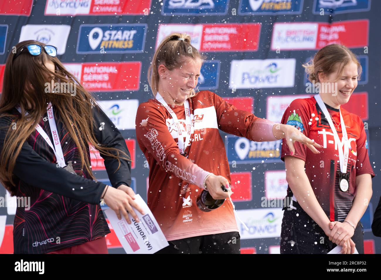 British female downhill mountain bikers hotsell
