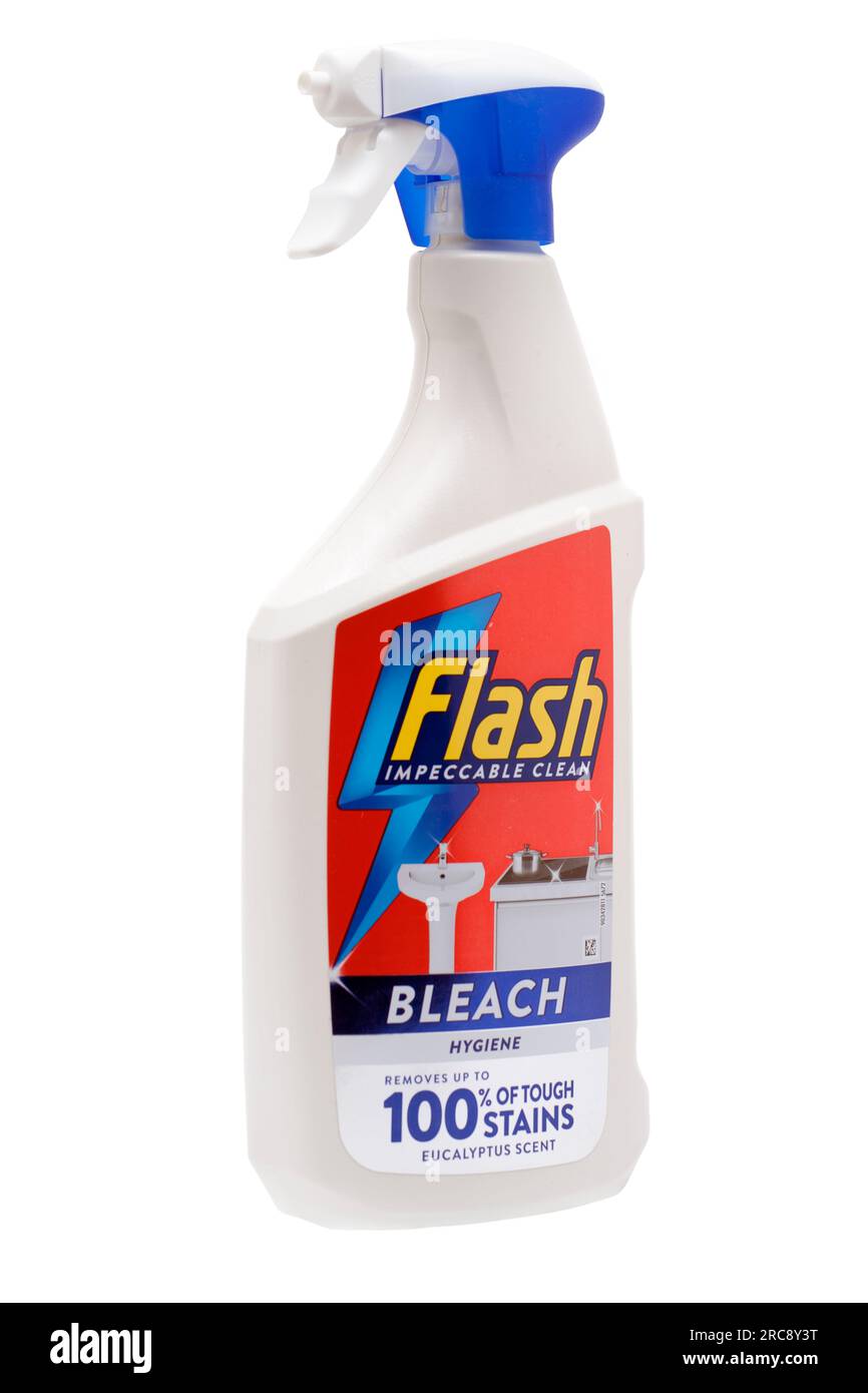 500ml Spray Container of Flash Bleach 100 of Tough Stains with a