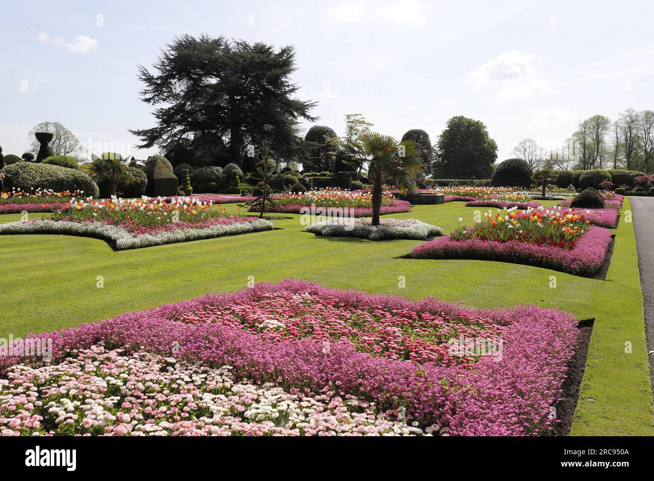 The gardens at Brodsworth Hall, Nr Doncaster, UK Stock Photo - Alamy