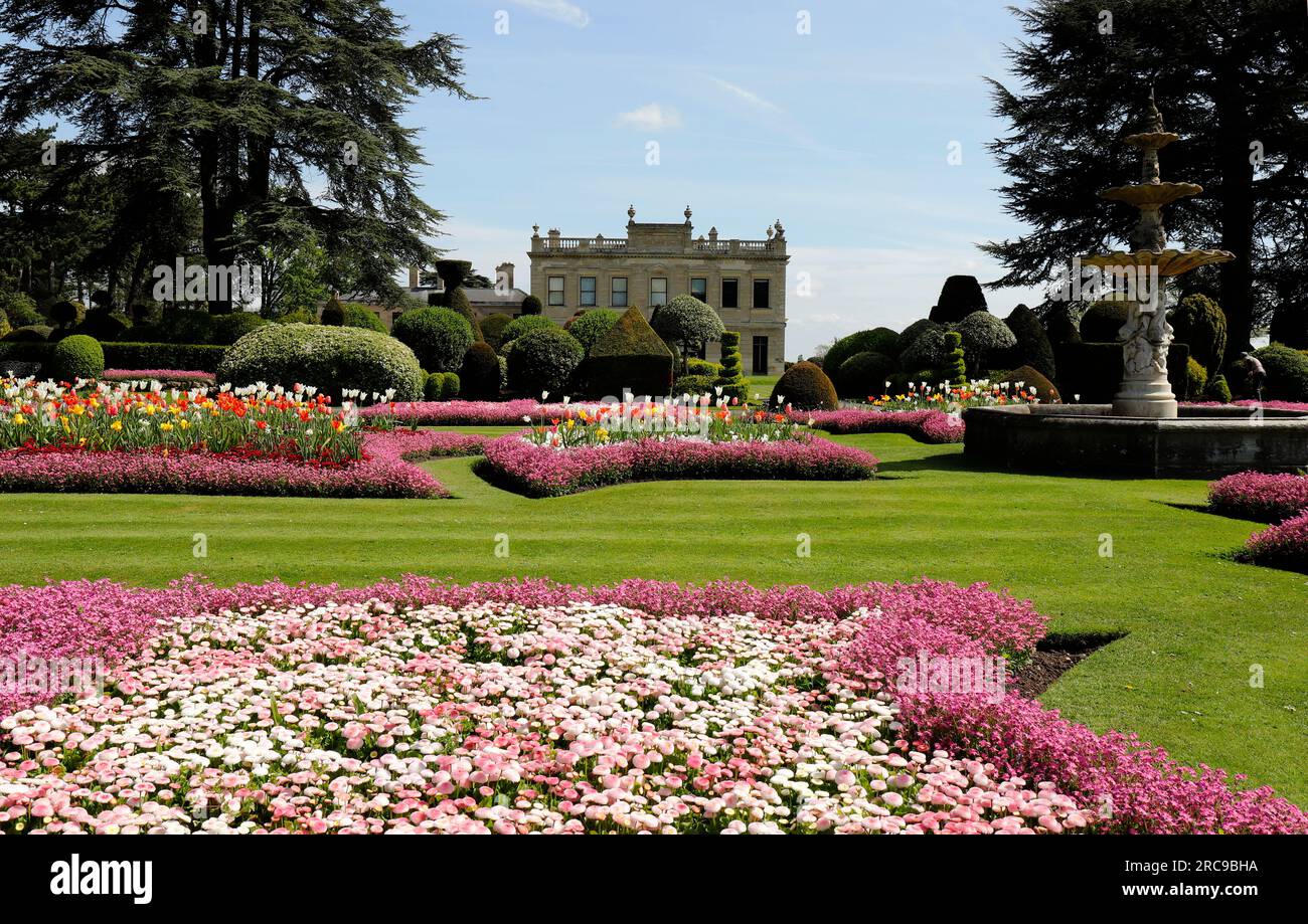 The gardens at Brodsworth Hall, Nr Doncaster, UK Stock Photo - Alamy