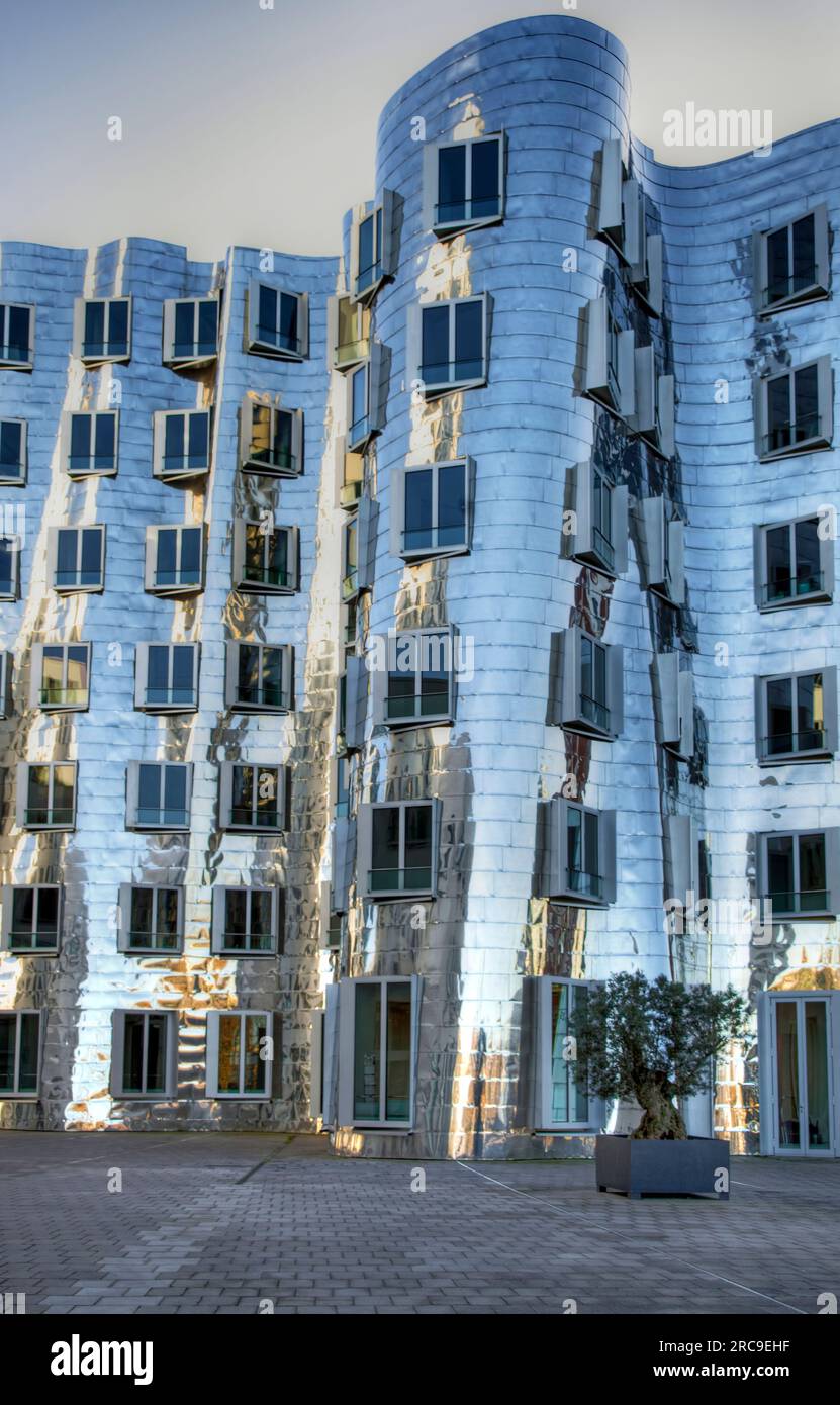 Medienhafen in Düsseldorf der Landeshauptstadt Nordrhein-Westfalens, Deutschland, Europa. Stock Photo