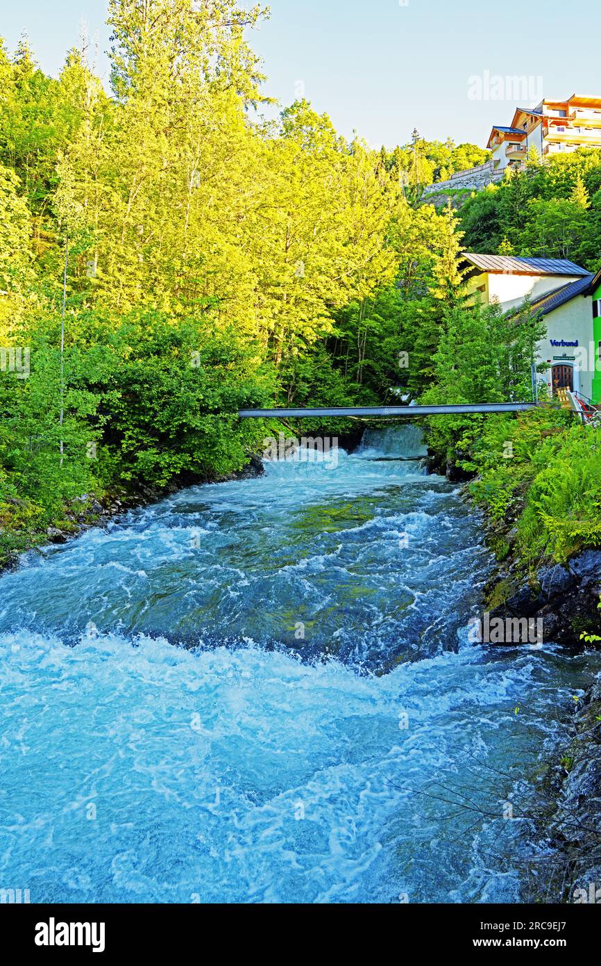 Fluß, Talbach, Ortsansicht Stock Photo