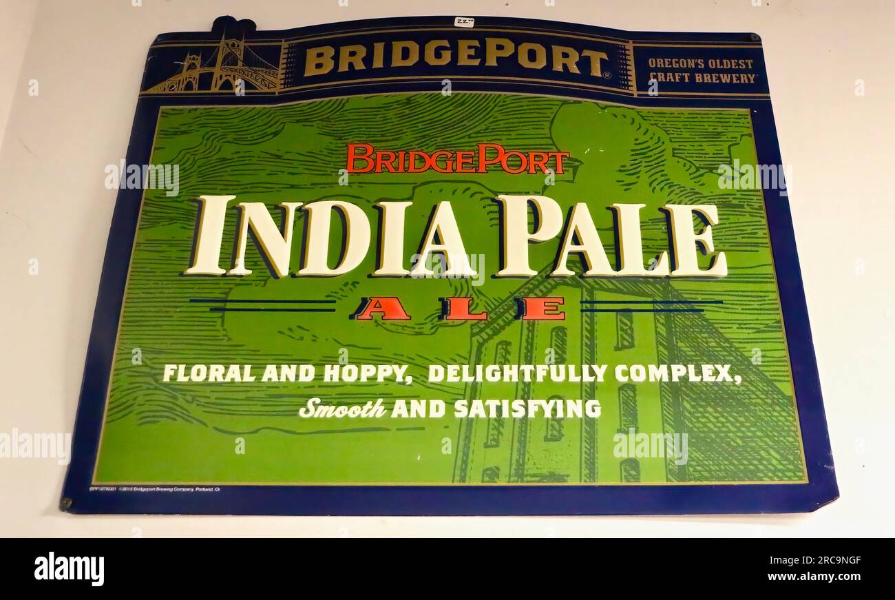 Oregons oldest draft brewery hires stock photography and images Alamy