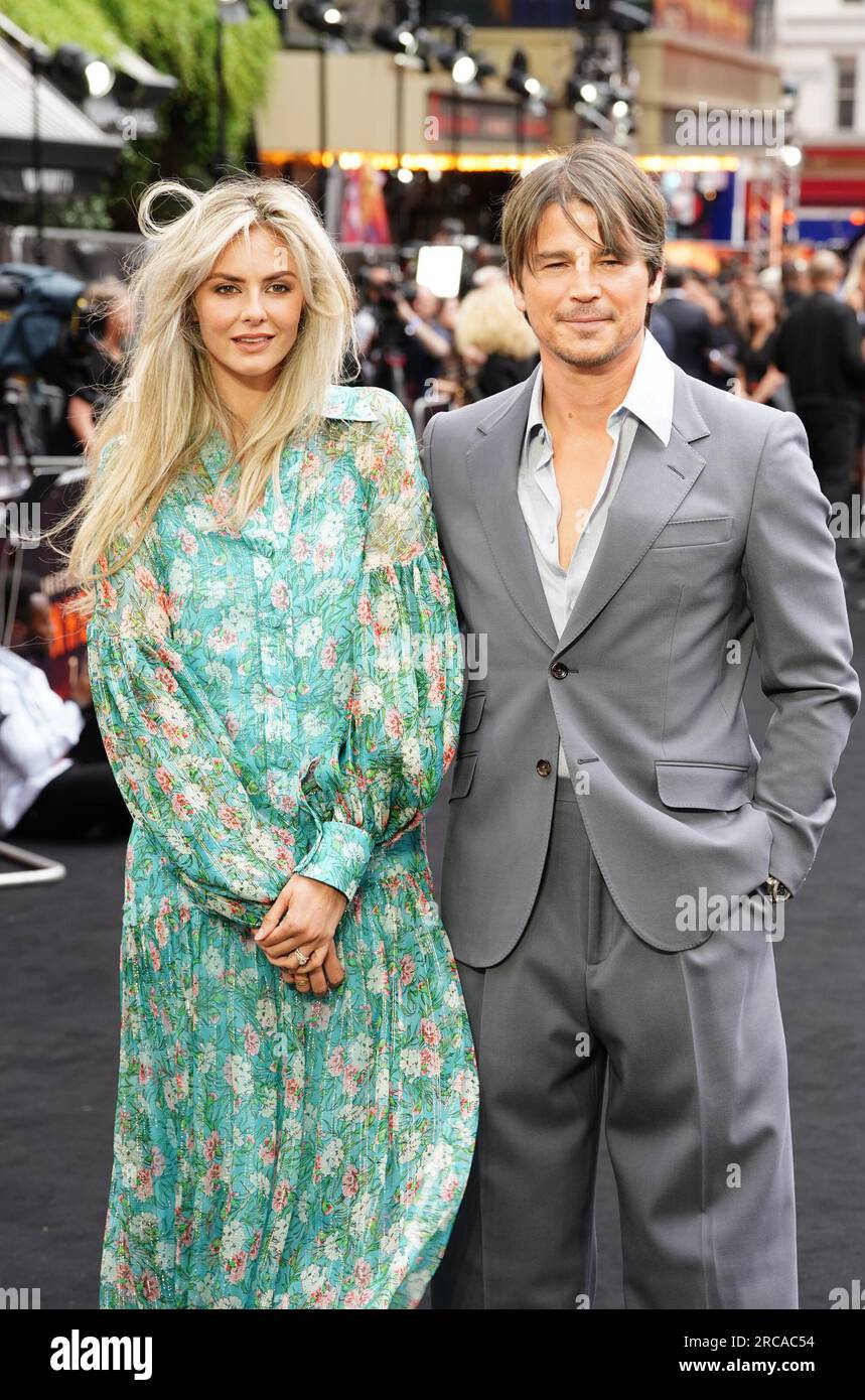 tamsin-egerton-and-josh-hartnett-arrive-for-the-uk-premiere-of