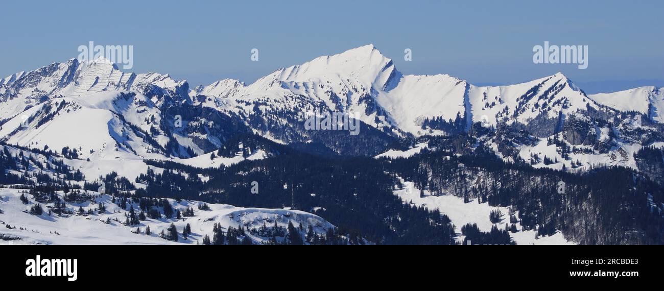 Sharp ridge of Mount Grosser Speer in winter Stock Photo - Alamy