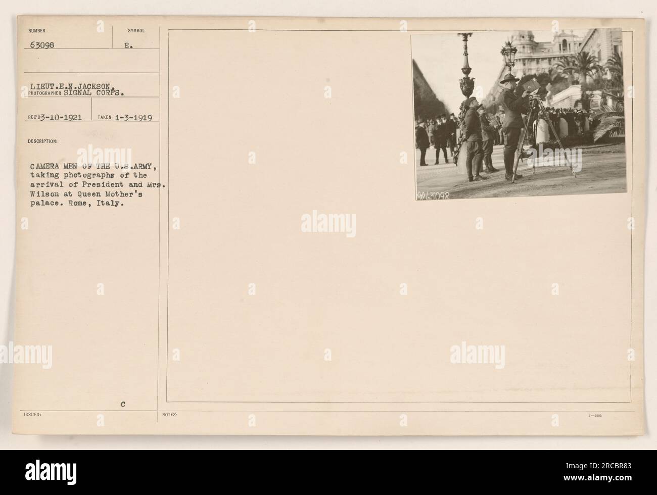 U S Army Camera Men Capture The Arrival Of President And Mrs Wilson u-s-army-camera-men-capture-the-arrival-of-president-and-mrs-wilson