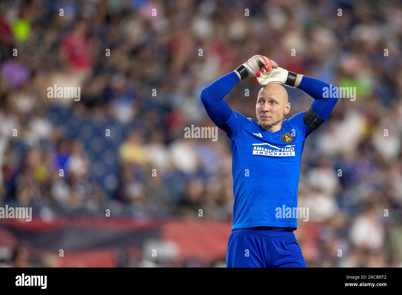 Atlanta United goalkeeper Brad Guzan (1) glances at the score late in the second half during an MLS soccer game, Wednesday, July 12, 2023, at Gillette Stock Photo