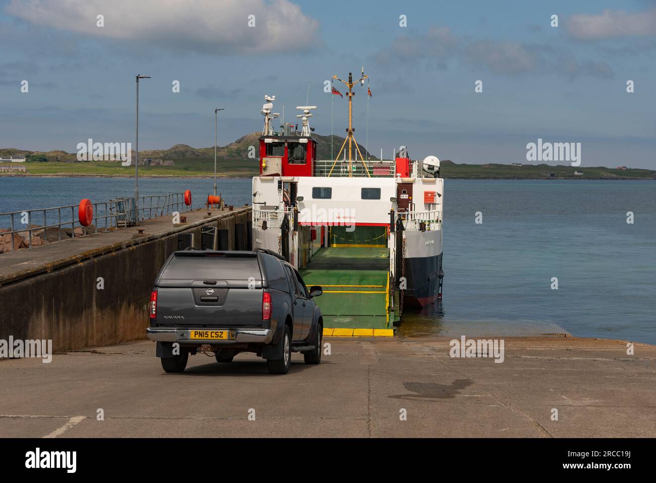 Fionnphort, Isle of Mull, Scotland, UK, 6 June 2023. The CalMac ferry ...