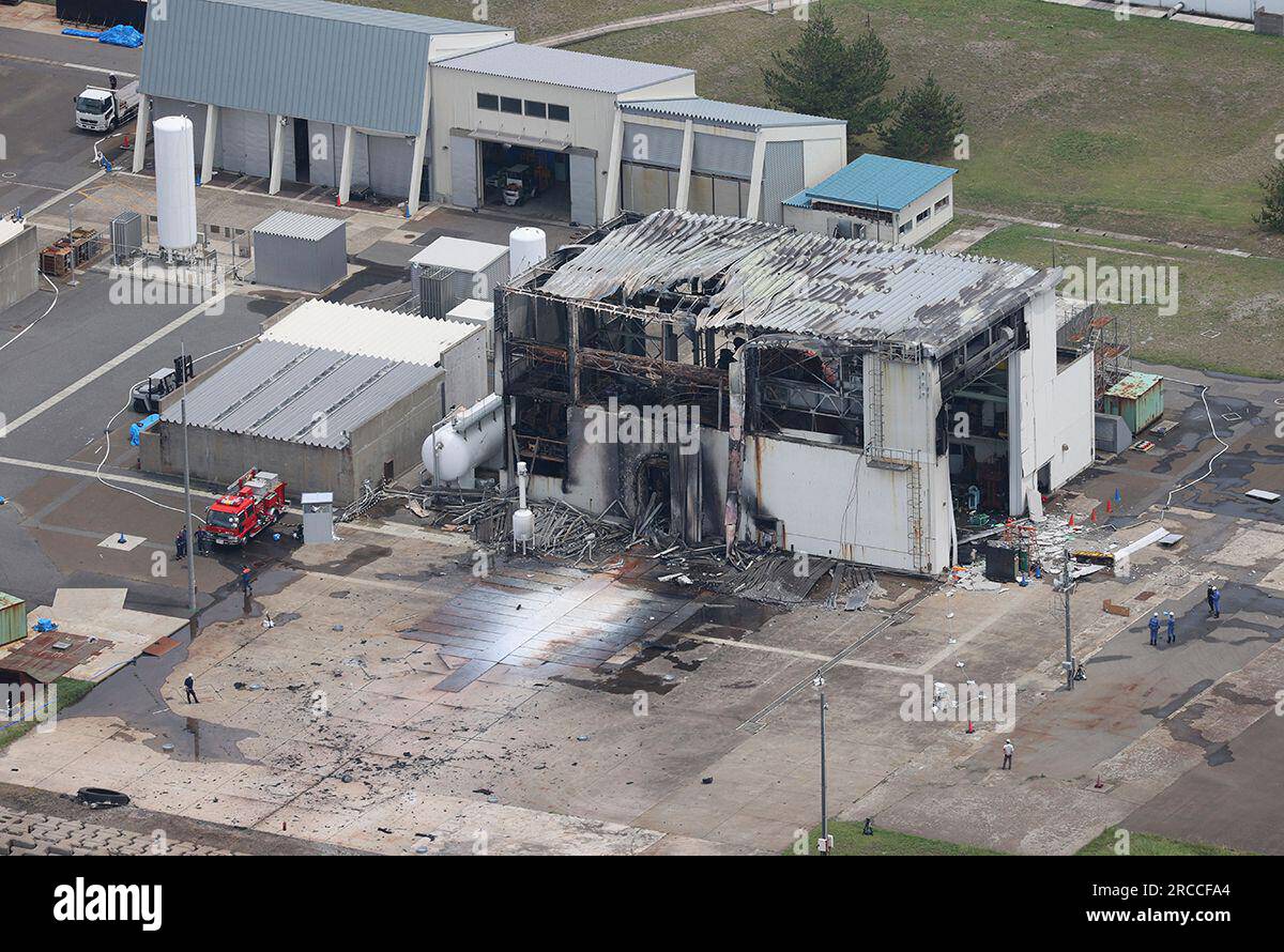 Epsilon's Engine Explosion An aerial photo taken from a Yomiuri jetliner shows the Noshiro Rocket ...