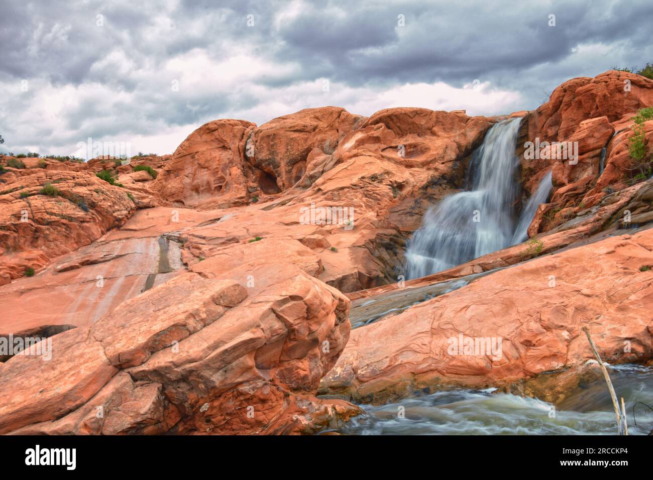 Gunlock Falls State Park Reservoir waterfall views, Utah by St