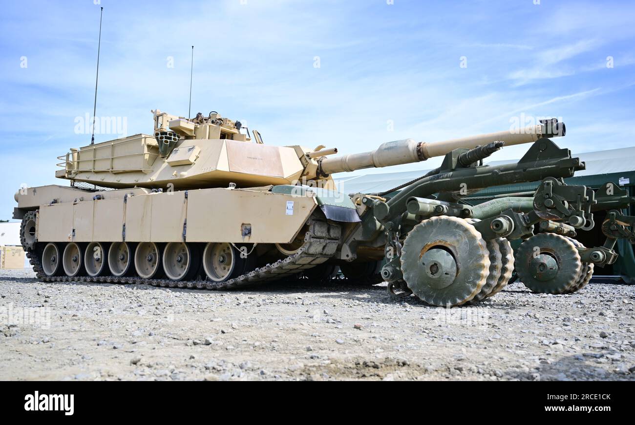14 July 2023, Bavaria, Grafenwöhr A U.S. Army M1A1 Abrams tank