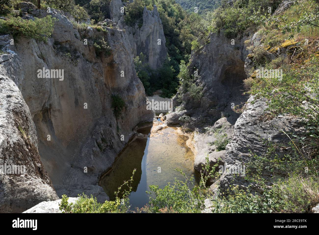 The Gour del la Sompe Gorge and Cascade in the Dry Season, Lagorce, France. Stock Photo