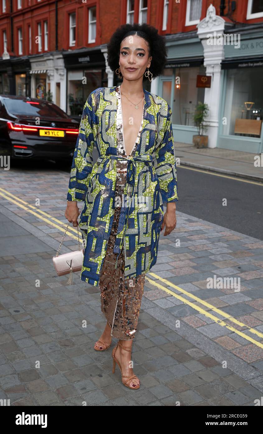 Cassie self hi-res stock photography and images - Alamy