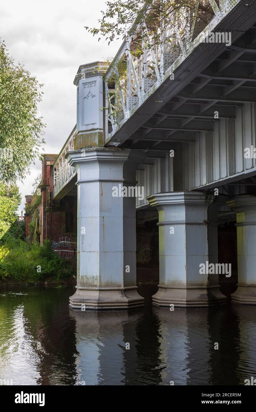 Shrewsbury Railway Bridge, crossing the River Severn, Shrewsbury, Shropshire, UK Stock Photo