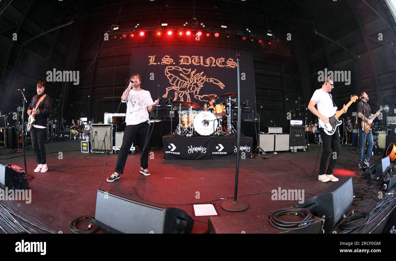 July 11, 2023, Portsmouth, Virginia, USA: L.S. Dunes member FRANK IERO brings some rock to the Atlantic Union Bank Pavilion in Portsmouth, Virginia on 11 July 2023. photo Â© Jeff Moore 2022 (Credit Image: © Jeff Moore/ZUMA Press Wire) EDITORIAL USAGE ONLY! Not for Commercial USAGE! Stock Photo