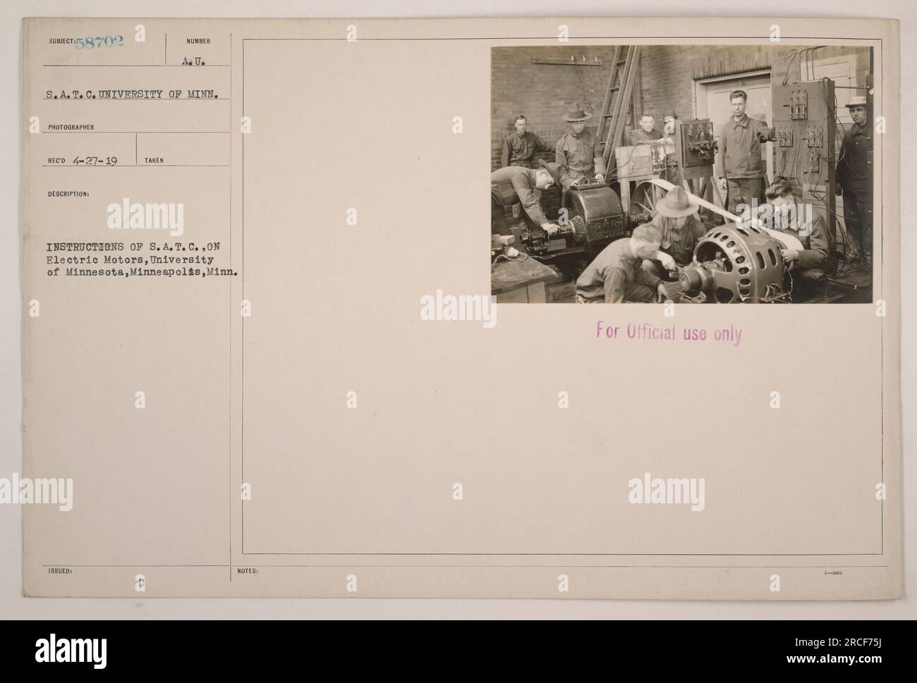 soldiers-receiving-instructions-on-electric-motors-at-the-university-of