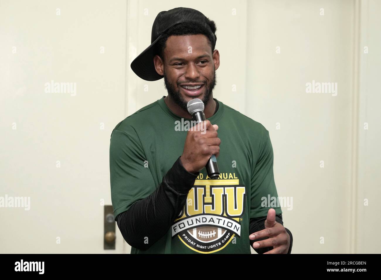 New England Patriots receiver JuJu Smith-Schuster speaks during