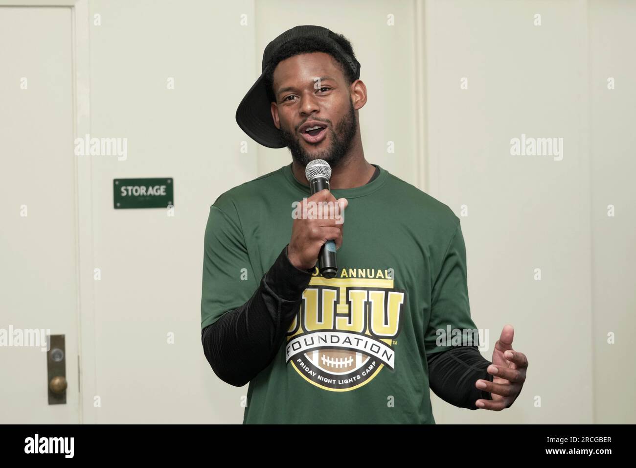 New England Patriots receiver JuJu Smith-Schuster speaks during