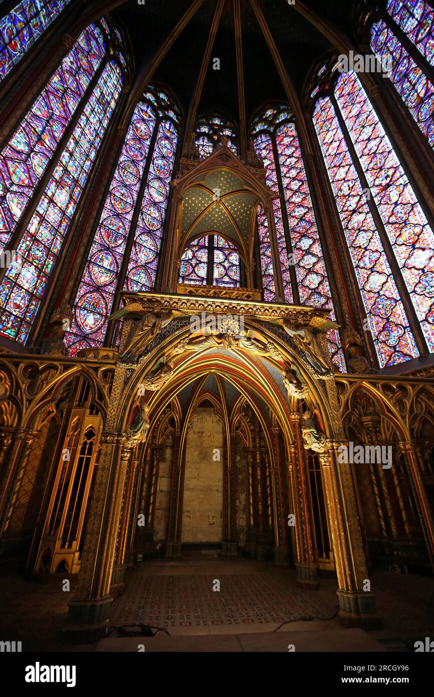 The chasse and the apse vertical - Sainte-Chapelle, Paris, France Stock Photo
