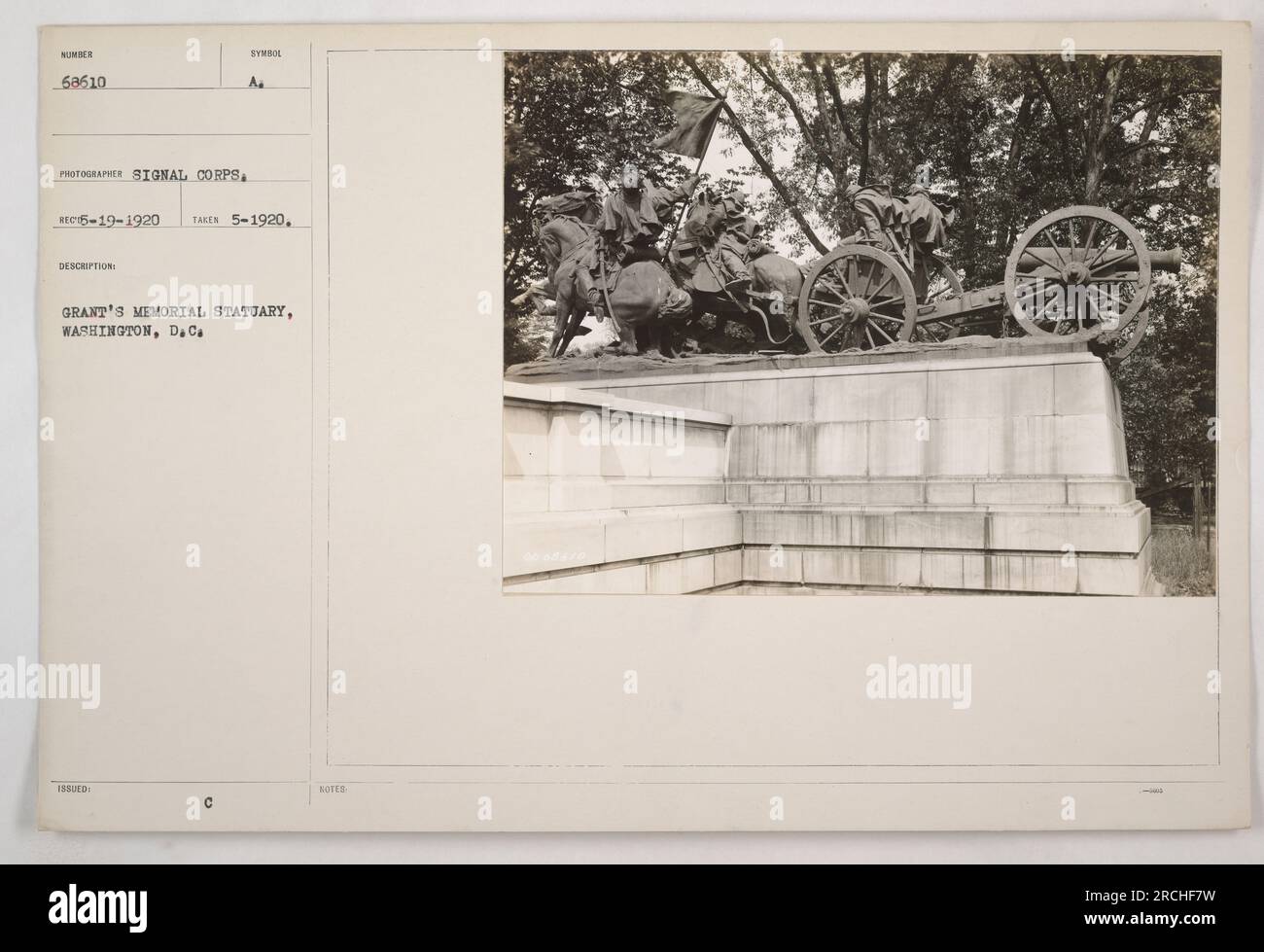 Image of Grant's Memorial Statuary in Washington, D.C. The photo was