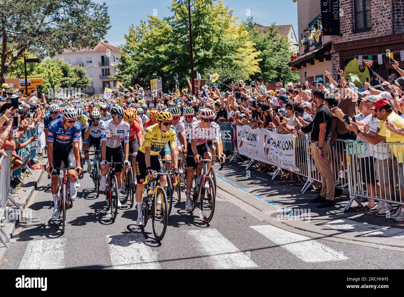 Grabd Colombier, France. 14th July, 2023. Picture by Zac Williams/SWpix.com- 14/07/2023 - Cycling - 2023 Tour de France - Stage 13 Chatillon-Sur-Charlaronne to Grand Colombier (137.8km) - The peloton roll out for Stage 13. Credit: SWpix/Alamy Live News Stock Photo