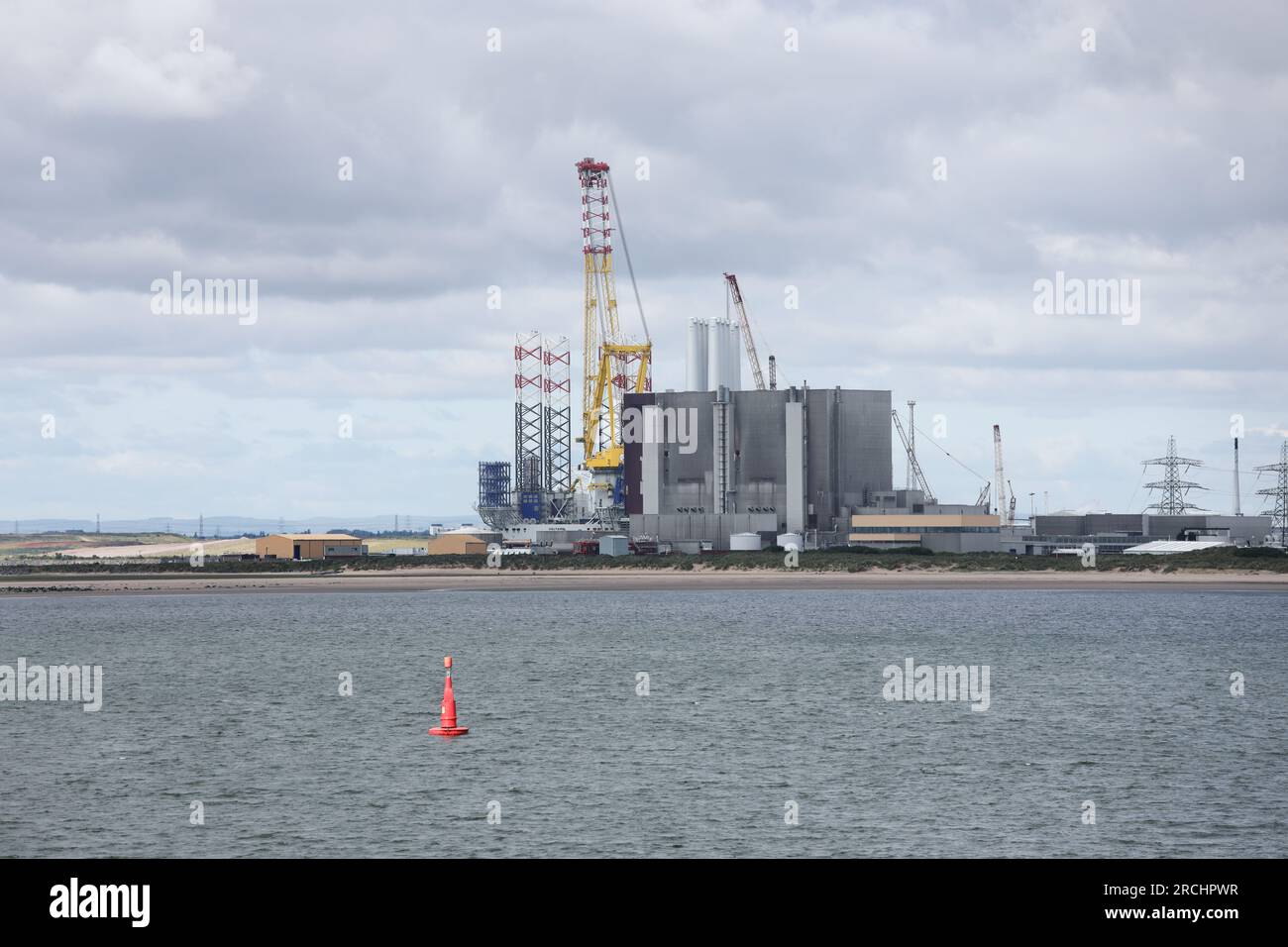Hartlepool Advanced Gas Cooled Reactor Nuclear Power Station dwarfed by