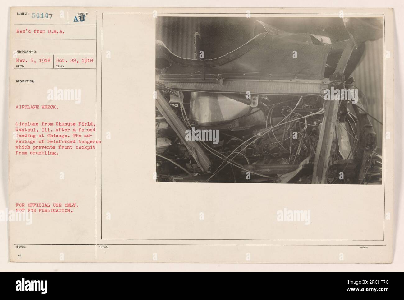 Airplane wreck from Nov. 5, 1918, after a forced landing at Chicago