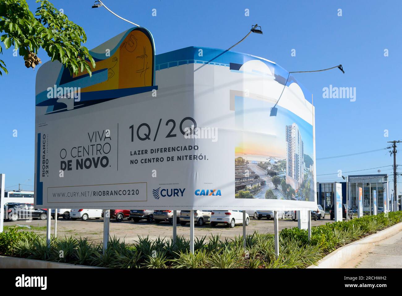 Niteroi, Rio de Janeiro, Brazil - July 1, 2023: Large advertisement billboard in a city corner. It reads Viva O Centro de Novo Stock Photo