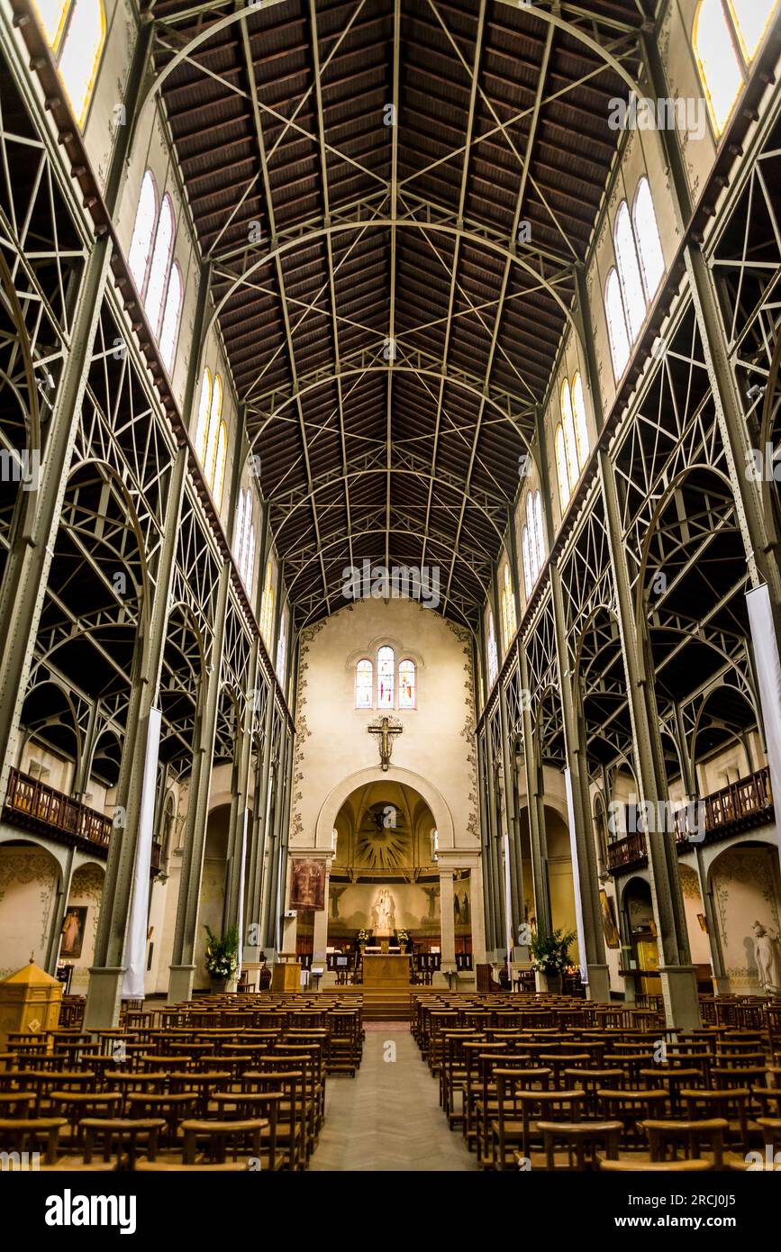 Church of Our Lady of Labour, Late 1800s church with industrial-style iron pillars & arches, 14th arrondissement,, Paris, France Stock Photo