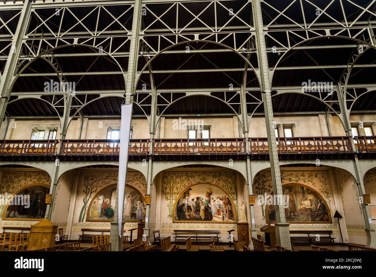 Church of Our Lady of Labour, Late 1800s church with industrial-style iron pillars & arches, 14th arrondissement,, Paris, France Stock Photo