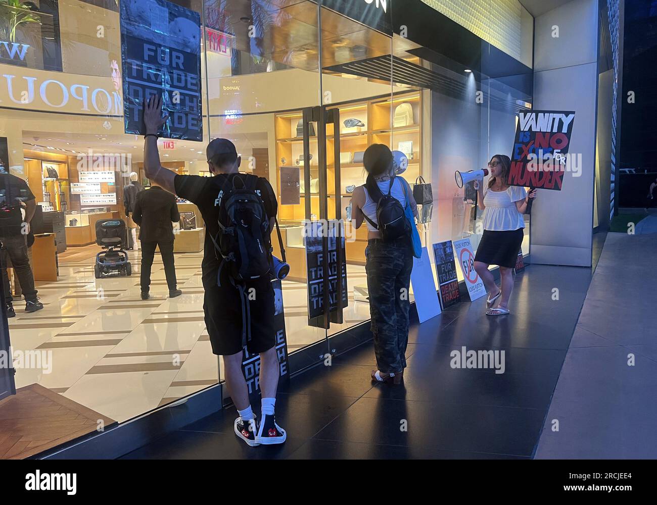 Peta animal rights protestors hi-res stock photography and images - Alamy
