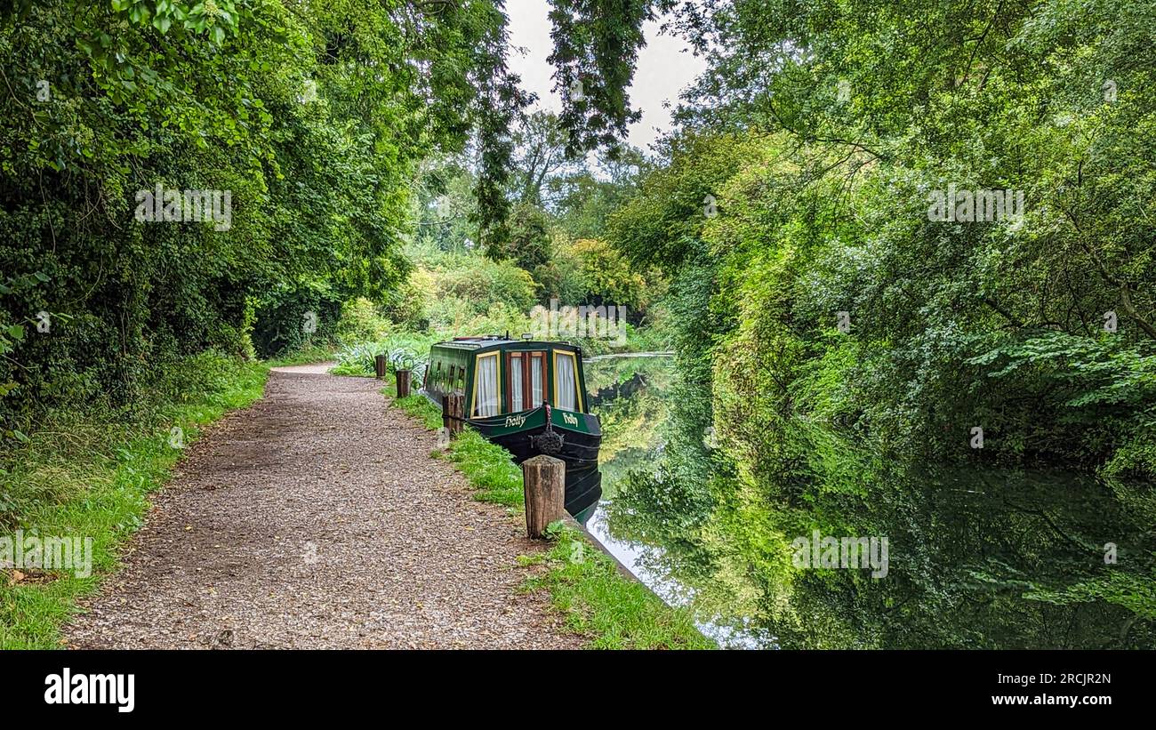 Wey Navigation and Basingstoke Canal entire route locks canal boats