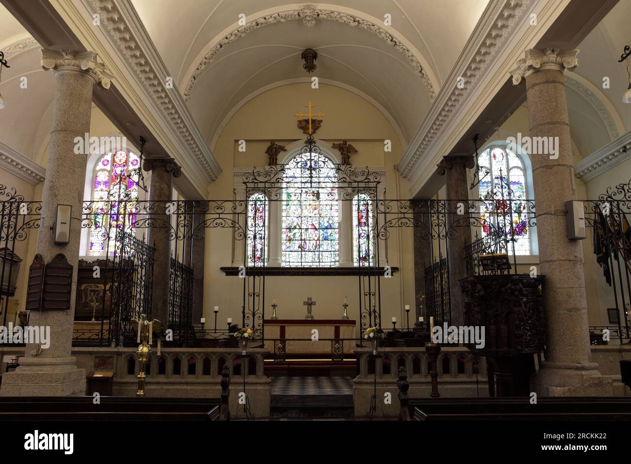 The Altar and East Window set within Church of King Charles The Martyr in Falmouth. Stock Photo