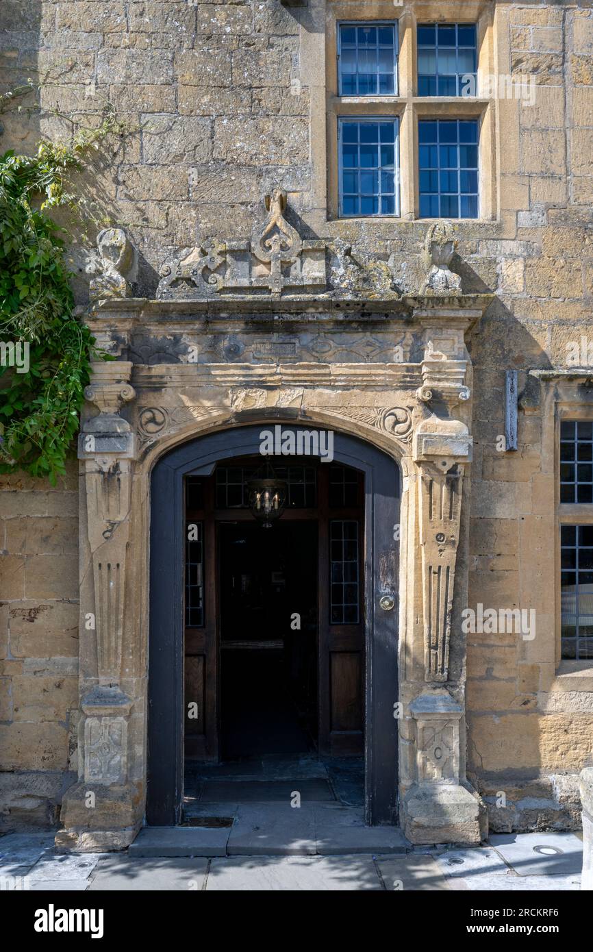 Entrance doorway to The Lygon Arms Hotel, High Street, Broadway, Cotswolds, Worcestershire, England, UK Stock Photo