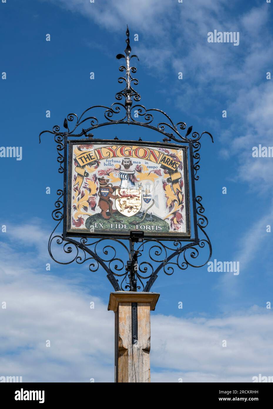 Traditional hanging pub sign at The Lygon Arms Public House, High Street, Broadway, Cotswolds, Worcestershire, England, UK Stock Photo