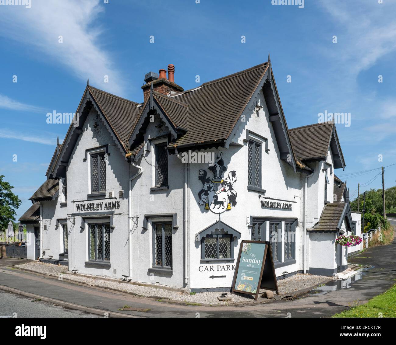 Wolseley Arms -a vintage inns public house - Wolseley Bridge, Stafford, Staffordshire, England, UK - a traditional country pub. Stock Photo