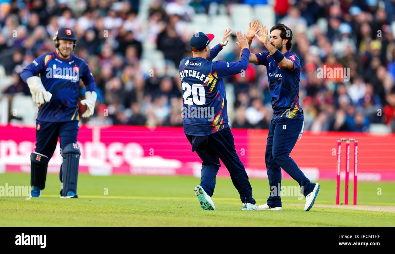 Edgbaston, Birmingham, UK. 15th July 2023; Edgbaston, Birmingham, England: Vitality Blast T20 League Cricket Final, Somerset versus Essex: Shane Snater of Essex Eagles (29) is congratulated by team mates after taking the wicket of Tom Banton of Somerset for 20 Credit: Action Plus Sports Images/Alamy Live News Stock Photo