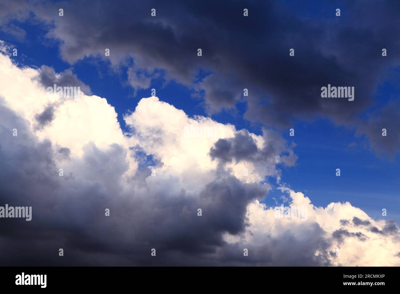 White, grey, black cloud, clouds, sky, skies, weather, meteorology Stock Photo