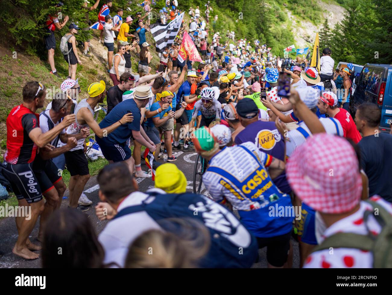 Col de Joux Plane, France. 15th Jul, 2023.  Pello Bilbao (Spain) 14. Etappe der Tour de France Annemasse - Morzine Les Portes du Soleil 15.07.2023  Credit: Moritz Muller/Alamy Live News Stock Photo