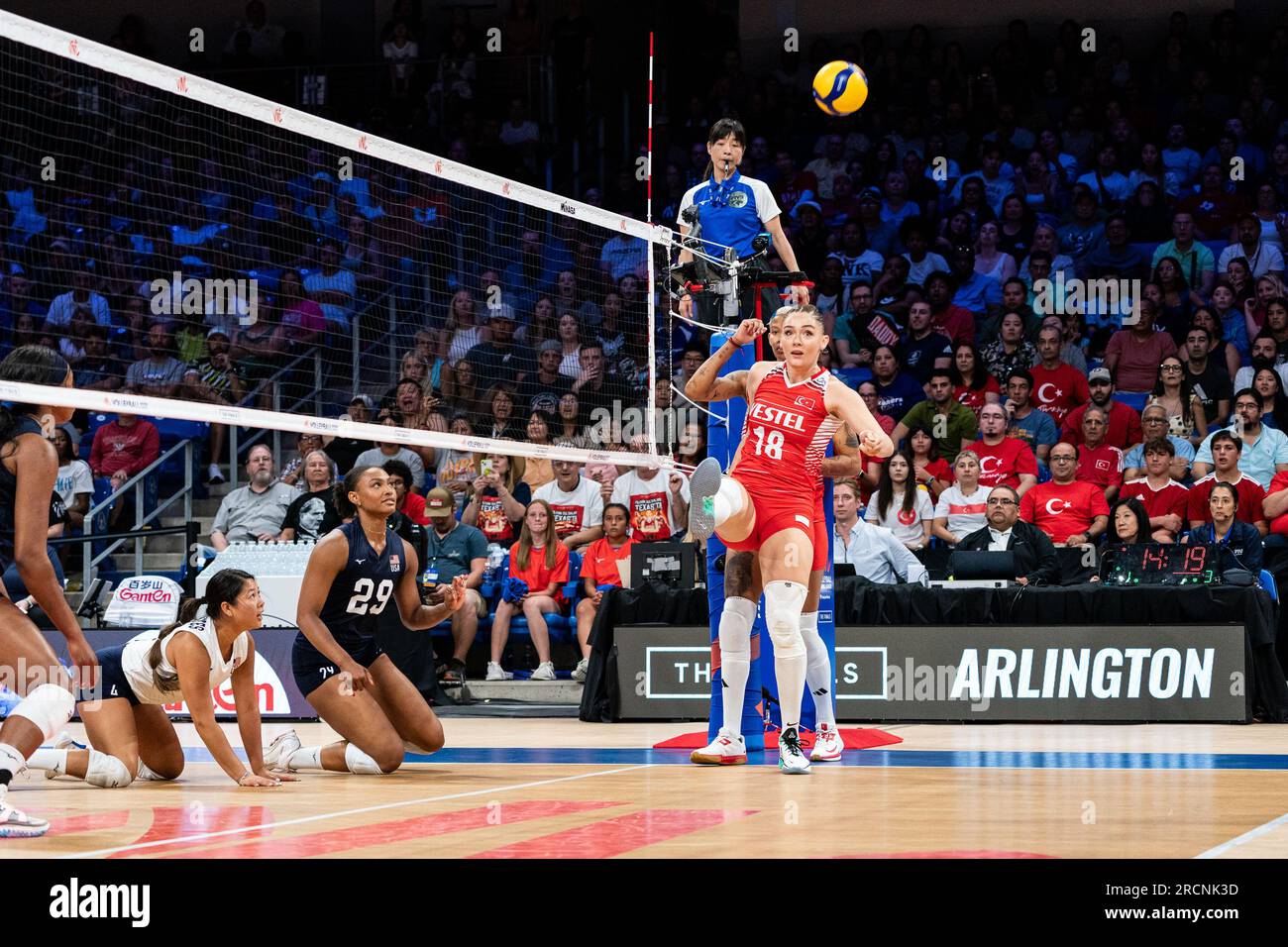 Arlington, USA. 15th July, 2023. Gunes Zehra of T¨¹rkiye saves the ball with her foot during the semifinal match between T¨¹rkiye and the United States at the Women's Volleyball Nations League in Arlington, the United States, July 15, 2023. Credit: Chen Chen/Xinhua/Alamy Live News Stock Photo