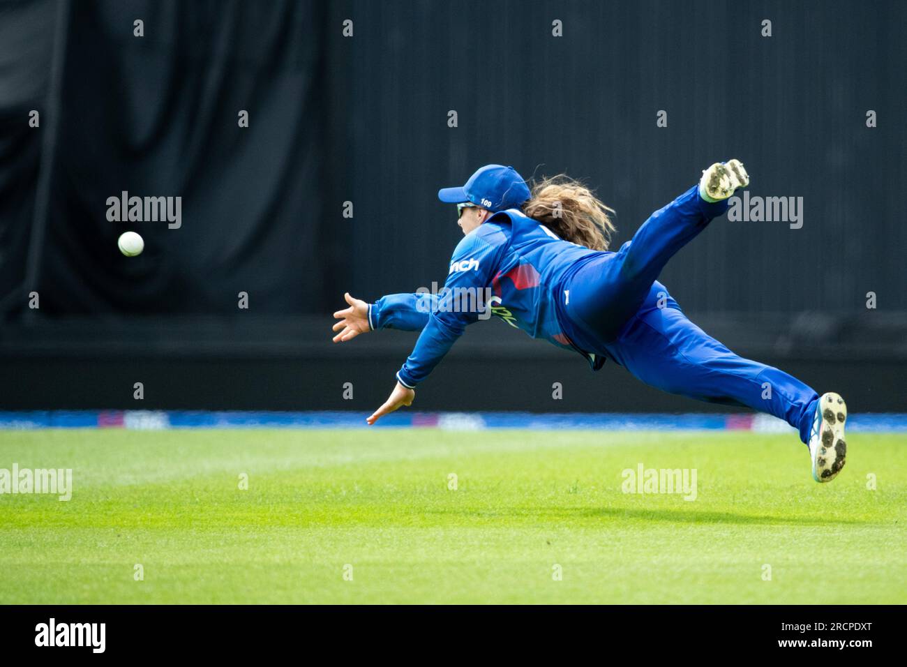 Southampton, UK. 16th July, 2023. Tammy Beaumont (England) in action during the 2nd We Got Game ODI game of the Womens Ashes 2023 Series between England and Australia at The Ageas Bowl in Southampton, England. (Liam Asman/SPP) Credit: SPP Sport Press Photo. /Alamy Live News Stock Photo