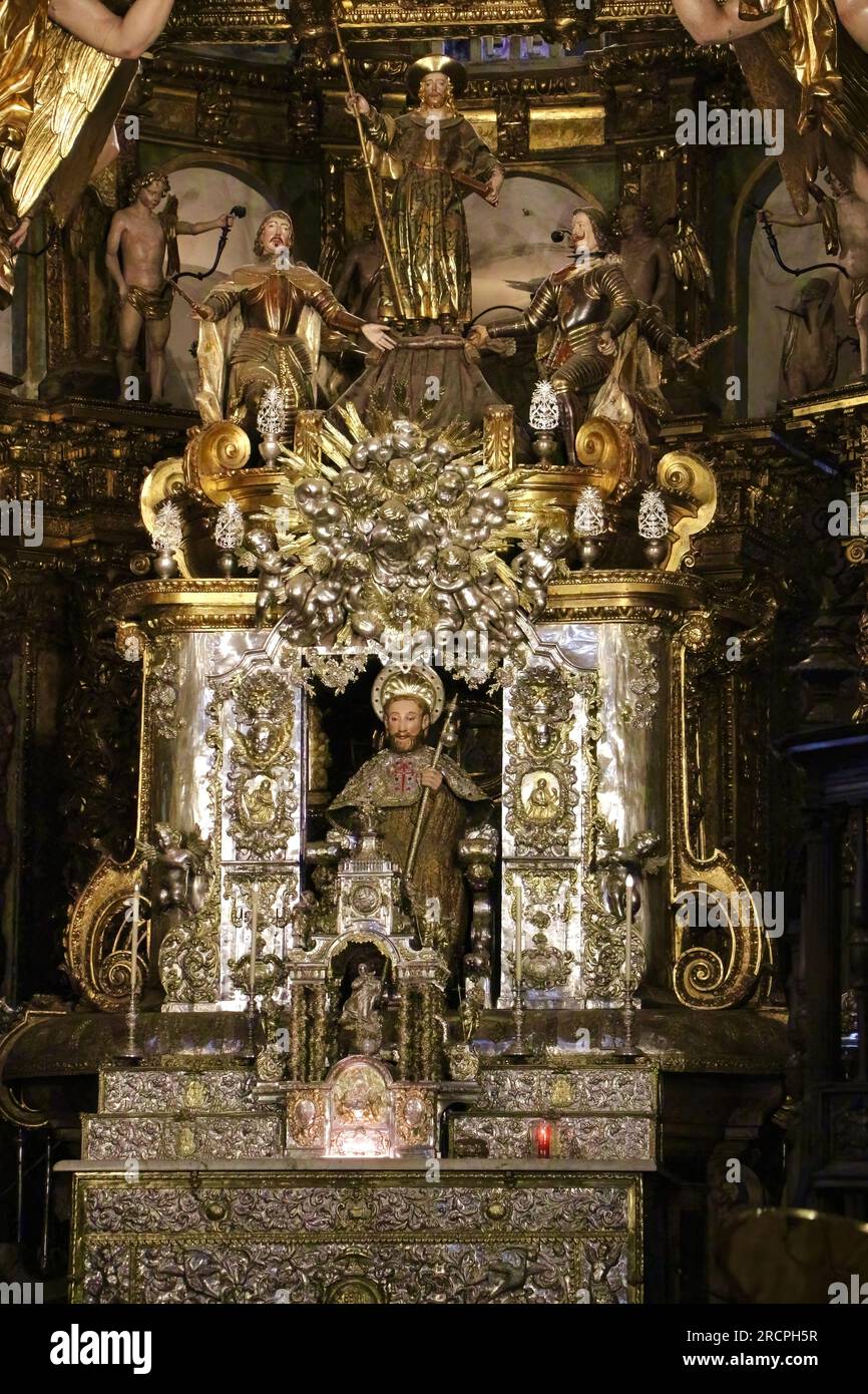 Sculpture in the main altar with Saint James dressed as a pilgrim Santiago de Compostela Archcathedral Basilica Santiago de Compostela Galicia Spain Stock Photo