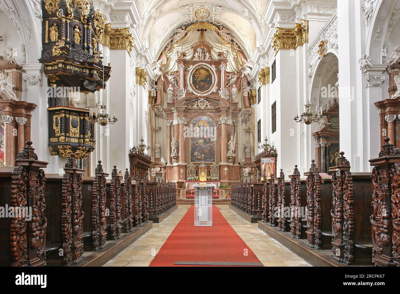 Old cathedral linz hi-res stock photography and images - Alamy