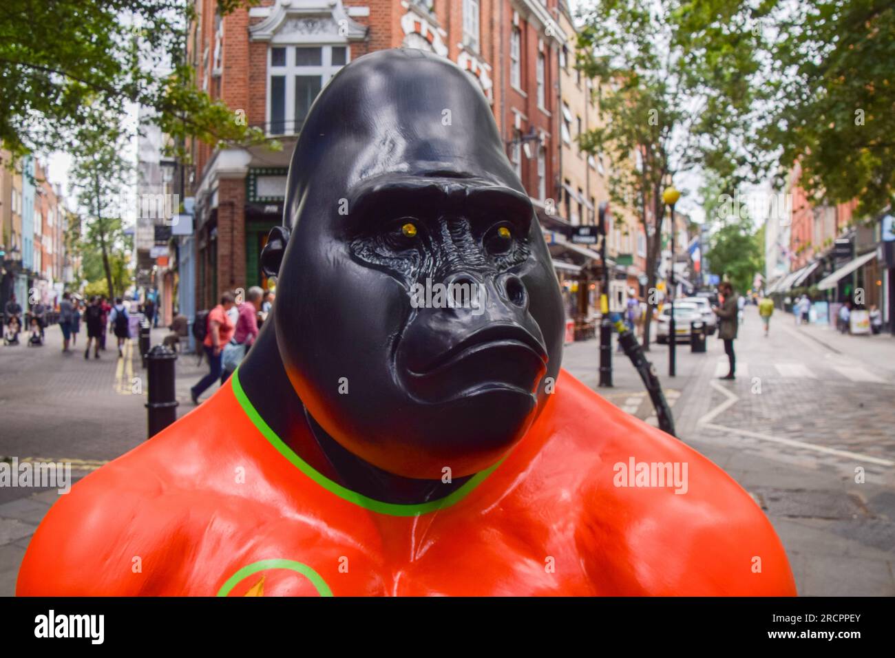 Why a Trail of Life-Size Gorilla Sculptures Popped Up in London, Smart  News