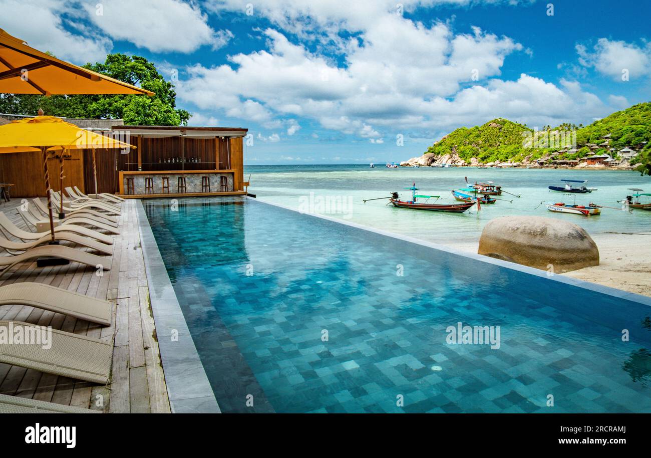 Beach bar and restaurant on haad tien beach, shark bay, koh tao