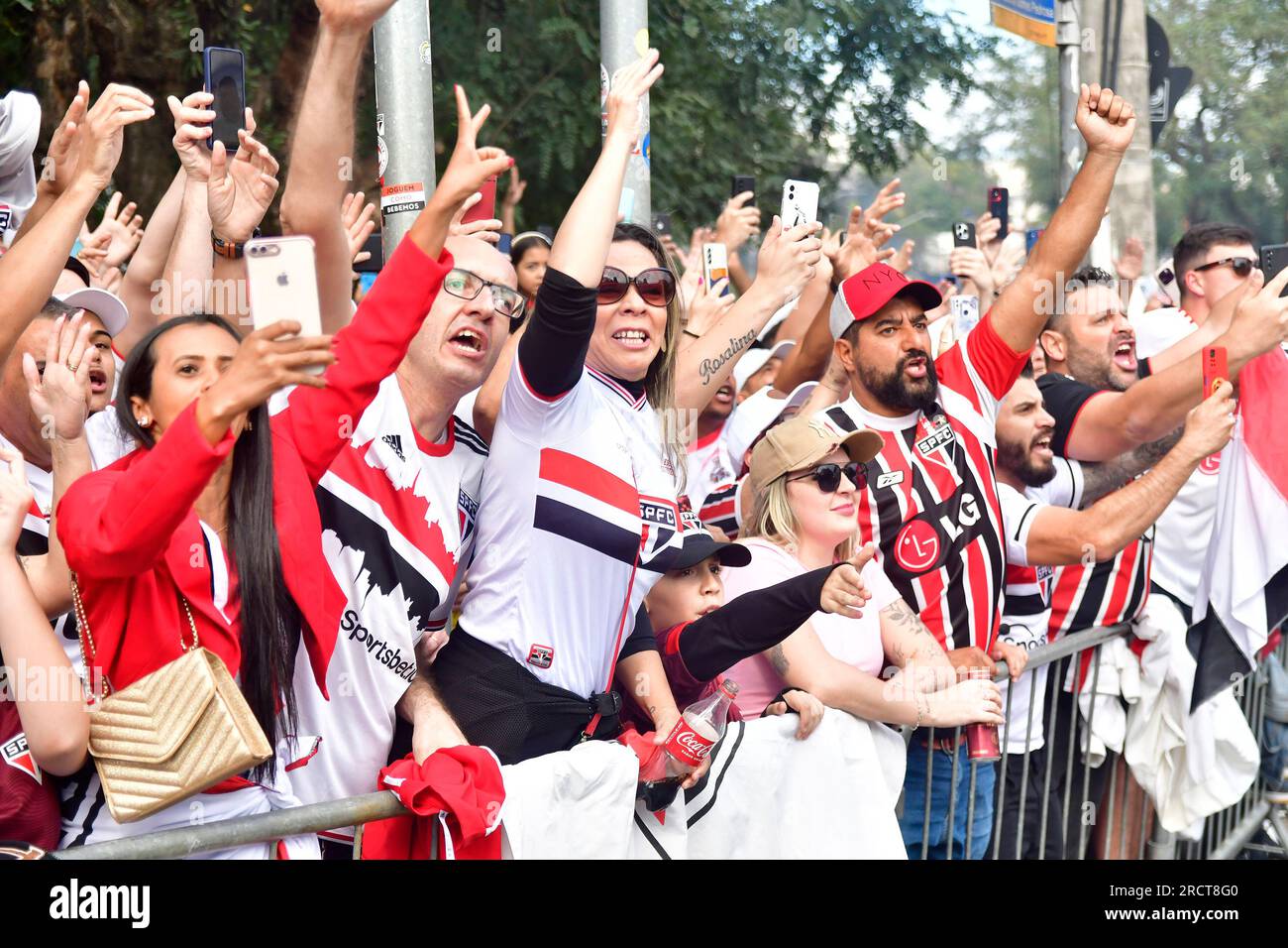 Calleri fires Sao Paulo to win over Santos