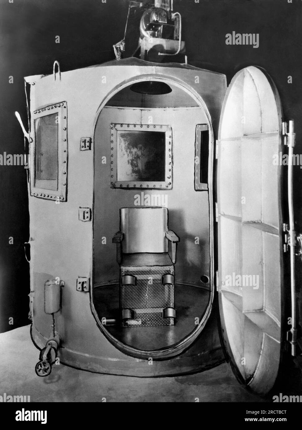 San Quentin, California:  August 1, 1937. The new gas chamber that will be used at San Quentin. Stock Photo