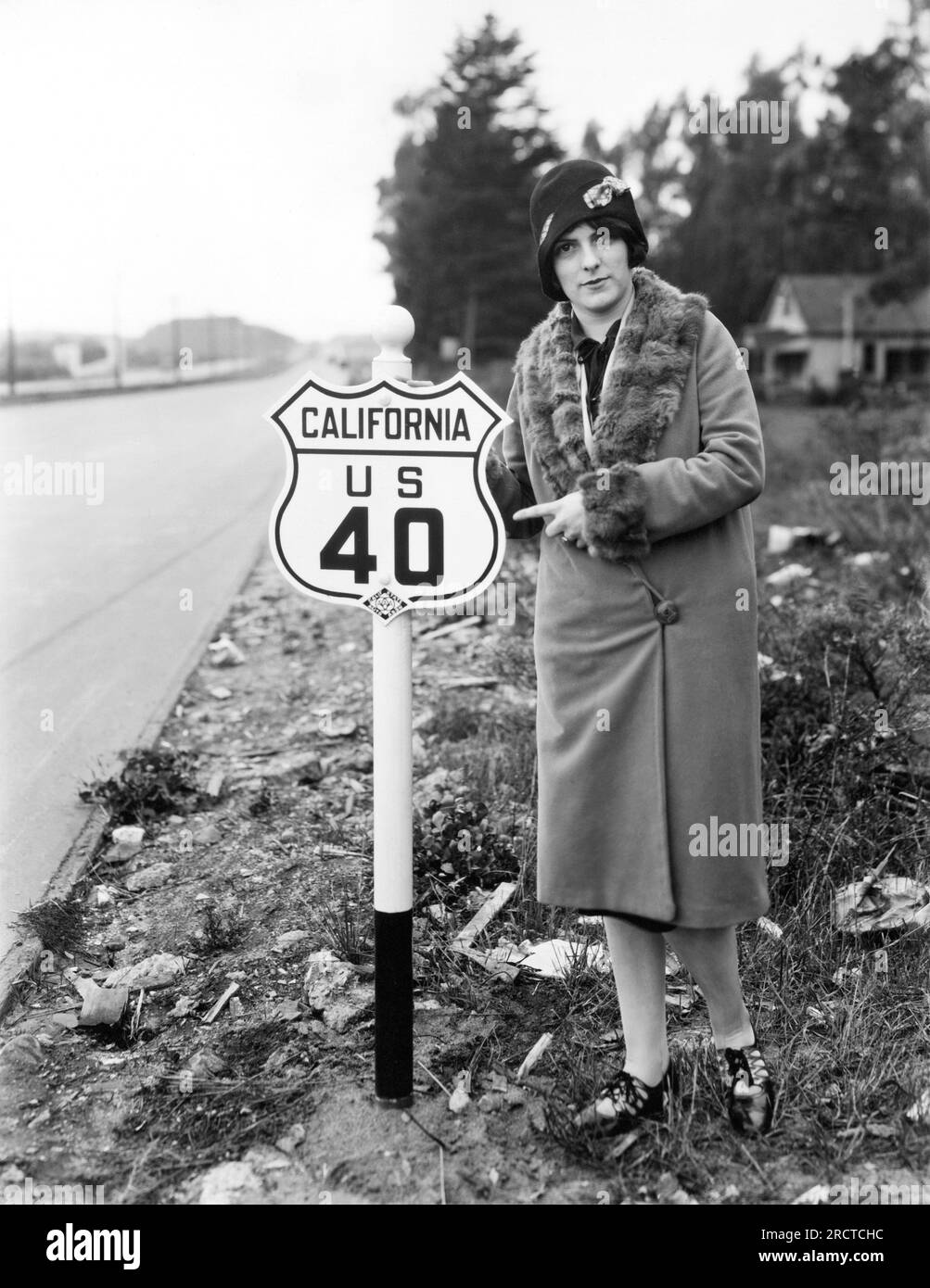 Vintage western u s highway Black and White Stock Photos & Images Alamy