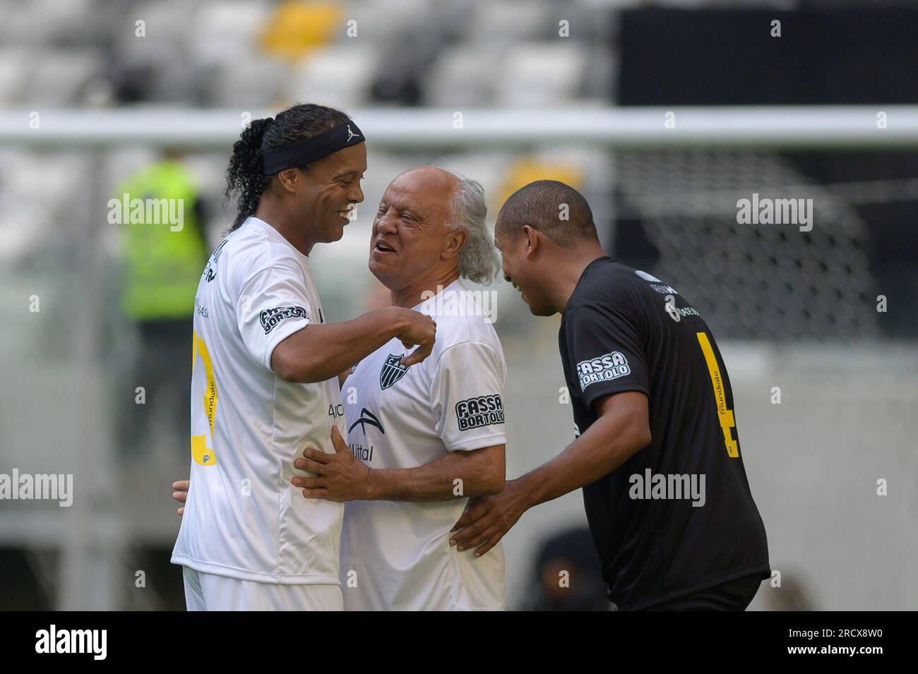 Ronaldinho Gaúcho tem jogo em BH no dia da inauguração da Arena