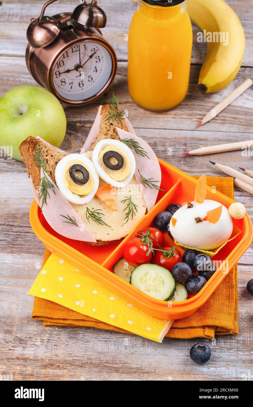 bento-owl-hi-res-stock-photography-and-images-alamy
